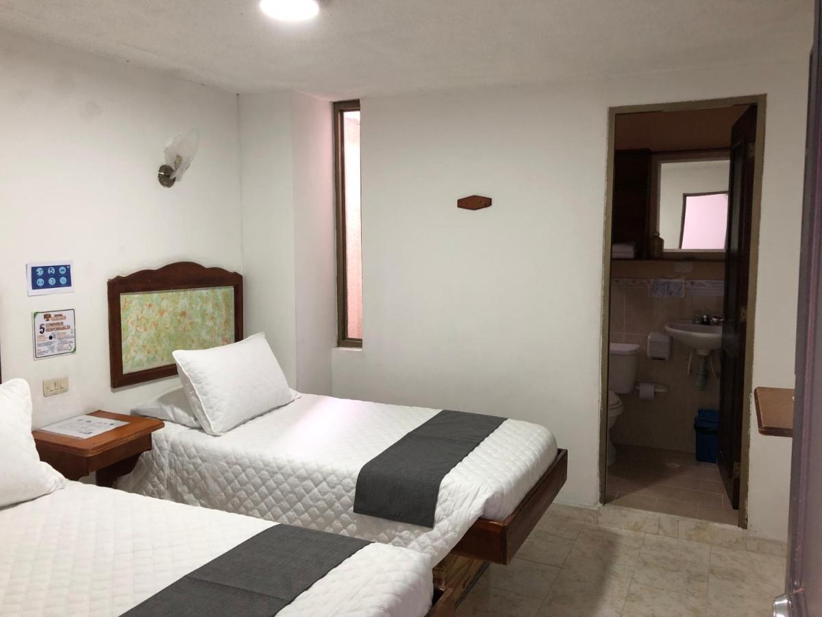 Hotel Armont Calarcá المظهر الخارجي الصورة